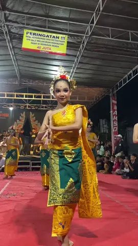 Pendet GWSM @sekarr 😵‍💫 @alvn232 dan temen temenya hehehehe #GWSM #pendetgwsm 