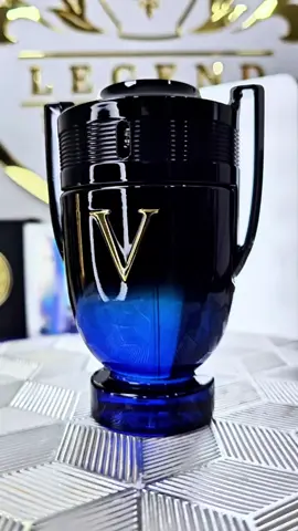 #invictusvictoryelixir #pacorabanne #Fragancias #EstiloMasculino #ModaHombre #PerfumeTikTok #perfumeviral 