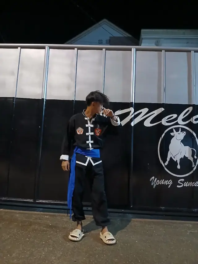 tutor foto kece caks ☹️ #palembangcity #capcut #berandafyp #fyppppp #berandatiktok #pendekarikspikerasakti✋👊 #pusatmadiun #provinsimadiunjawatimur #pendekar80 