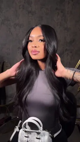 The Shine on These body wave bundles is Everything!! Using  4 bundles of 22”24”26”28