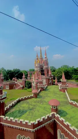 Naik Kereta Gantung di Taman Mini Indonesia Indah #tmii #fyppppppppppppppppppppppp 