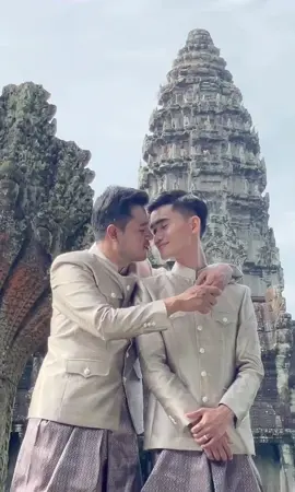 ថតPre-wedding 📸Sengtry Lo🤵🏻🤵🏻បង ភារ៉ា រៀបចំដោយប្រណិតសំអាងការ_Pronet WeddingPlanner ផាត់មុខ@sey ធ្វើសក់Vÿ Vÿ ស្លៀកបុរាណឈួន ឈុន#fypシ #fyp #foryou #Love #សម្លៀកបំពាក់ខ្មែរ #cambodia🇰🇭 #foryoupage #ប្រុសស្រឡាញ់ប្រុស🏳️‍🌈 #LGBTQ #bl 