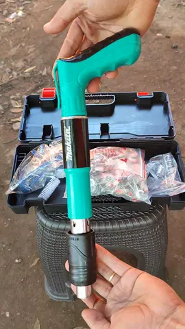 manual nail gun,#steelrivet #nailgun #rivettool #makita #nailrivetgun #concreterivettool #rivet #gunrivet #steelgun #steel #millionviews #fyp 
