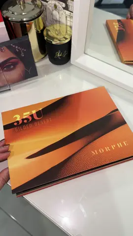 Nothing better than a new morphe pallete 🥰 #makeup #morphe #morphe35U #beauty #hudabeauty @Morphe Cosmetics 