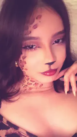 Yo tambien me uno al trend #makeup #fyp #ecuador🇪🇨❤️ #maquillajeleopardo #glamour 
