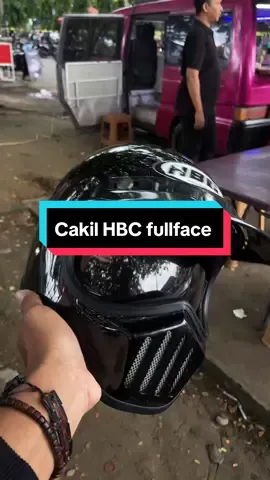 ah jatuh cinta sama helm nya #helm #helmcakil #helmcakilhbc #helmretro #helmfullface #helmcustom #helmviral #helmmurah #helmfullface #fullface #retro #helmcakilmurah #helmpria #helmcustom 