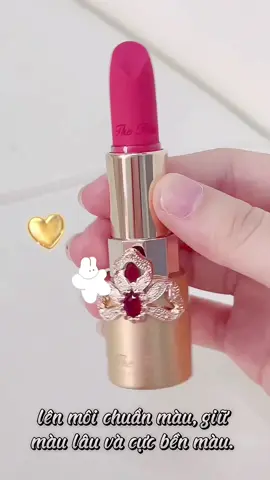 OHUI The First Geniture Lipstick.          Giúp môi mềm mịn dễ lên tông màu son hơn. giữ màu lâu và cực bền màu. Là son lì nhưng trong cây son có nhiều dưỡng nên sẽ không gây thâm hay khô môi như những dòng son lì khác nhé.#CapCut #hanquoc #mipham #ohui #son 