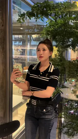 Phải trở thành dáng vẻ như em mong muốn Rồi sẽ gặp được người em không phải lấy lòng…