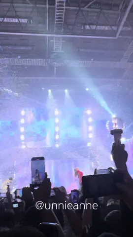 Gdragon hoy en el concierto de 2NE1 😭 #welcomeback_2ne1 #2ne1 #gdragon #kpop 