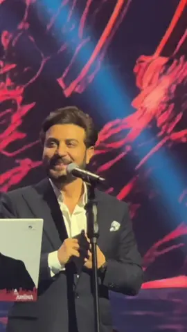 منو يستاهل ياخذ مكانك؟💛  #ماجد_المهندس #ارينا #ماجد_المهندس_في_الكويت #الكويت