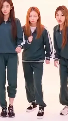 se acalmem !! eu sou só uma e tenho muita coisa pra fazer fora da Internet ! pfvr se eu não fiz o seu pedido não fique cobrando 😞 #sora #wooah #fancam #hallowen #4k #sinbcams @sooin🫦 @۰ ໋࣭ Kᥱth ! ˃ᴗ˂ ࣪ ָ ۰ 