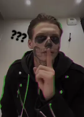 Sorry ik its short.. @bách hope you see this!! Btw you’re so talented at doing makeup🤍 #bach #edit #microraveedit #bachedit #fyp #foryou #bachbuquen #bachbuquenedit #tiktok #sound #viralvideo #trend #makeup #famous 