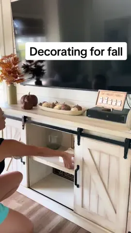 Are you a fall decor lover? Or do you decorate for Halloween then skip to Christmas?! #fallaesthetic #falldecor #halloween #momlife #MomsofTikTok #decoratewithme #fallvibes 