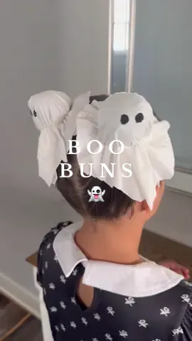 Boo buns 👻🖤🕷️🕸️ The cutest and scariest hairstyle 😍🖤 #halloween #halloweenlook #halloweenideas #girlhairstyle #momideas #MomsofTikTok #momlife #hair #boobuns #hairinspo #halloweencostume 