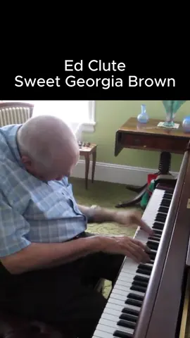 The Incredible Viral Sensation Ed Clute Performing 