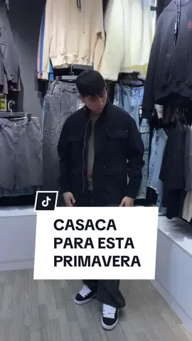 Esta es la casaca más versátil para esta primavera y la puedes encontrar en la galería Azul, piso 5, tienda 517 🚀 La jacket revolution llega en 2 colores geniles 💎 #estilo #moda #fashion #gamarra #gamarrafashion #streetwear #tour #parati #viraltiktok #casaca #xyzcba 