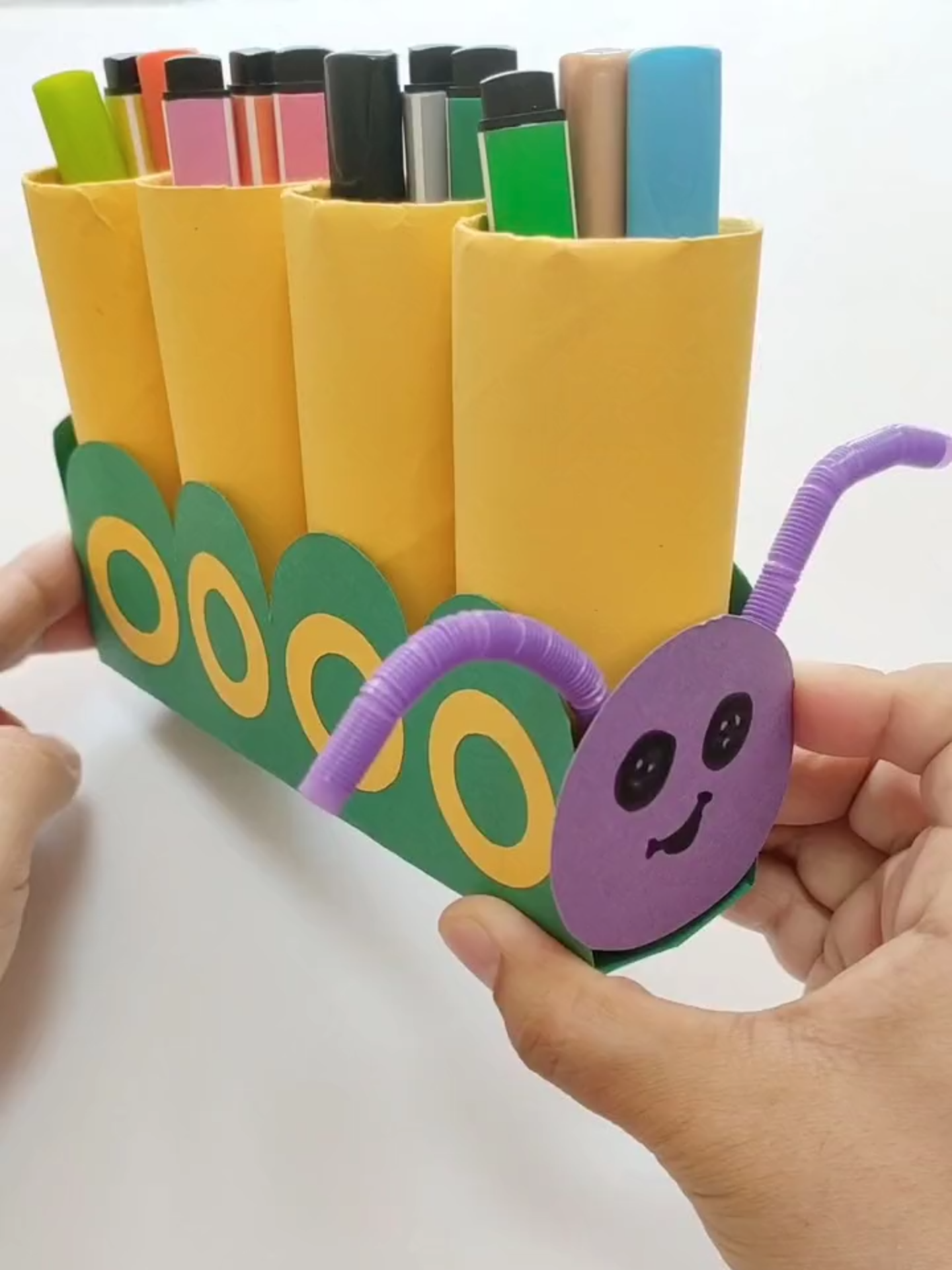 Tự gấp hộp viết hình con sâu đơn giản cho bé #kati #dyi #homedecor