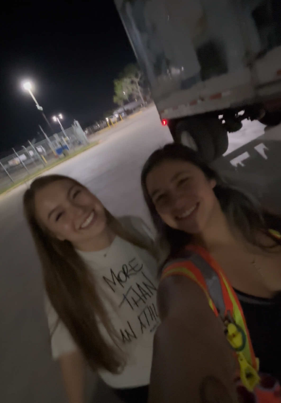 #fyppppppppppppppppppppppp #fyp #girltruckdriver #girltrucker #girltruckdriverlife #cdllife #cdldriver #truckdriversoftiktok #truckdrivers #truckersoftiktok @sierra 🦋 