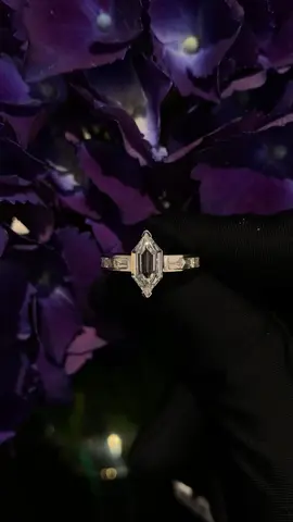 Hexagon ring ( Hexagon 1carat) Price 3xx.000.000  𝐌𝐀𝐈𝐒𝐎𝐍 𝐃𝐄 𝐁𝐈𝐉𝐎𝐔𝐗 :  𝟐𝐂 𝐓𝐡𝐢 𝐒𝐚́𝐜𝐡 , 𝐏 𝐁𝐞̂́𝐧 𝐍𝐠𝐡𝐞́, 𝐐𝐮𝐚̣̂𝐧 𝟏 .  #ring #jewelry #diamond #mdb #maisondebijoux 