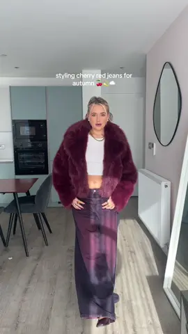 These jeans are an autumn staple @Monki #autumnfashion #2024autumnfashion #cherryred #coolgirlaesthetic #fallfashioninspo 