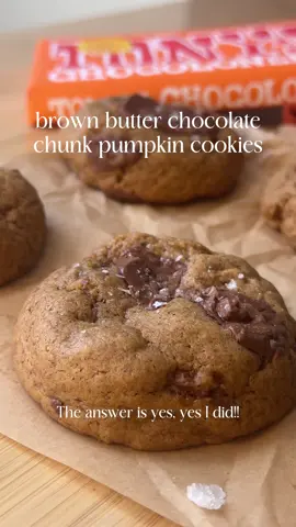 brown butter chocolate chunk pumpkin cookies 🎃🍪 Pumpkin spice and everything *nice* just got a serious upgrade 😍🍪 These brown butter chocolate chunk pumpkin cookies are filled with melty, gooey chunks of @tonyschocolonely_us caramel sea salt milk chocolate 🍫 I grabbed the bar from my local @krogerco and WOW does it take these cookies to another level! The sweet caramel and salty goodness with the nutty brown butter and pumpkin? It’s like fall in every bite 🎃🍂 Comment “recipe” and I’ll dm you the full written recipe 🫶🏼 #TonysChocolonely #TonysPartner