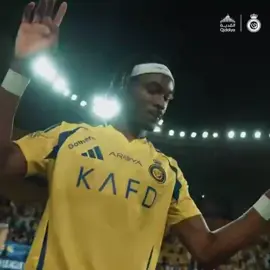 رقصة سيماكان 😂🕺#محمد #سيماكان #alnassr #النصر #كبير_اسيا #العالمي #💛💙 #alnassrfc #النصر💛💛العالمي💛💛💛💛 #explore #النصر_هو_الحب_والعشق #رقصة 