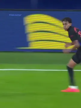 Insane trivela assist #Soccer #football #trivela #skill 