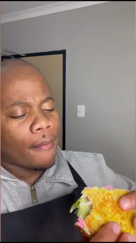 yoh  tonight, we having a sandwich for dinner, it's been a long day 😫.  #thatoeverywhere #thato #pedi #southafrican #dinner #DinnerIdeas #sandwich #mzansifoodie #southafricanfood #mzansi #sandwichideas #cocacola 