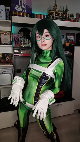 I also want to spin in the microwave #microwave #tsuyuasui #animecosplay #myheroacademiacosplay #bnhacosplay #cosplayer #bocunoheroacademia #myheroacademia #froppy #mhacosplay #косплей #тсуюасуи #фроппикосплей #фроппи #моягеройскаяакадемия #cosplay 