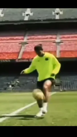 Recreating Ronaldinho Freestyle Skills 🔥 #footballskills #soccerskills  #footballer #goviral #beston11tricks #fyp  #futbol⚽️ #samba 
