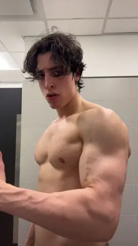 #gatouzooficile #Fitness #canada_life🇨🇦 #tunisia🇹🇳 #motivation #tunisia🇹🇳 #sports #tunisia #gym #tunisia🇹🇳_algeria🇩🇿_maroc🇲🇦 #fyb #fybシ #fybシviral_video_tiktok #foryoupag #marocaine🇲🇦 #🇹🇳🇩🇿🇲🇦🇱🇾🇪🇬 #🇹🇳🇩🇿🇲🇦 #تونس🇹🇳_الجزائر🇩🇿_المغرب_مصر🇪🇬😍🌷 #تونس_المغرب_الجزائر #تونس #تونس🇹🇳 