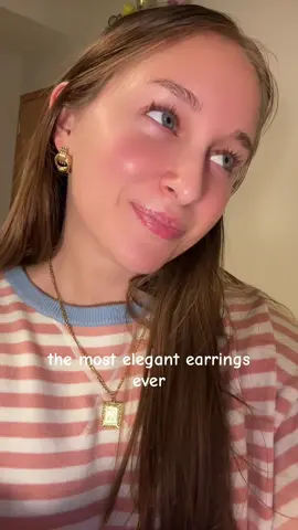 IN LOVE WITH THEM #earrings #gold #goldjewelry #jewelry #goldearrings #hoopearrings #fyp #foryou #fypシ゚viral #xyzbca 