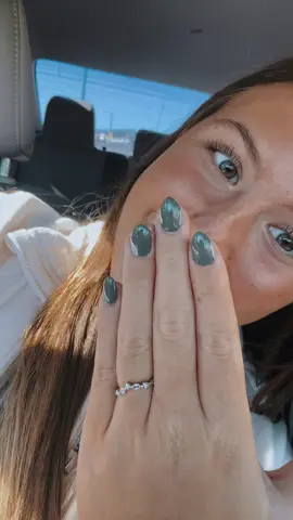 First fall nails at my new fav place🍂 #dnd #mattoon #fall #nails #fyp 