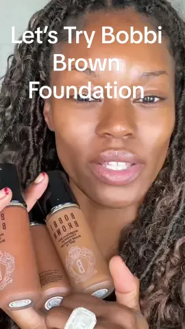 @Bobbi Brown Weightless Skin Foundation in Neutral Warm Walnut  Vitamin Enriched Face Base 