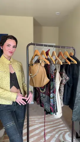 Style box GIVEAWAY!! This giveaway is happening on my IG and closes on 10/14/24 at 12pm CST. The winner will be announced by 8pm CST that day on my IG story! To enter to win, follow me on Instagram (@kglillian) and comment on this video over on IG where you would wear these pieces!! Good luck!! size 6 S/M 30” waist 36” hips 32” inseam tag size medium tops #thrifted #thriftedfashion #secondhandfashion #stylebox #OOTD #fallootd #falloutfits #giveaway #outfitinspiration 