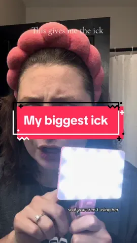 Why did i think not using this was okay??? #contentcreation #selfielight #dealsforyou #tiktokshop #MomsofTikTok #loveisblind #CapCut 