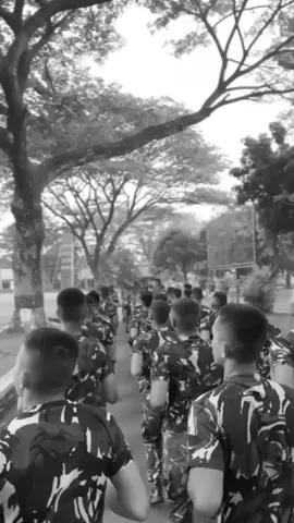 #CapCut ijin senior ijin pelatih, lari pagi dulu para Taja 🔥#altapadu #binsik #rindamjaya #huttni #monas #jakarta #fyp #prajurit 
