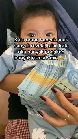 Otw 5 ponakan,1 tahun 5 kado😂🤣@uvii🦩 menyala dompet😂🤣