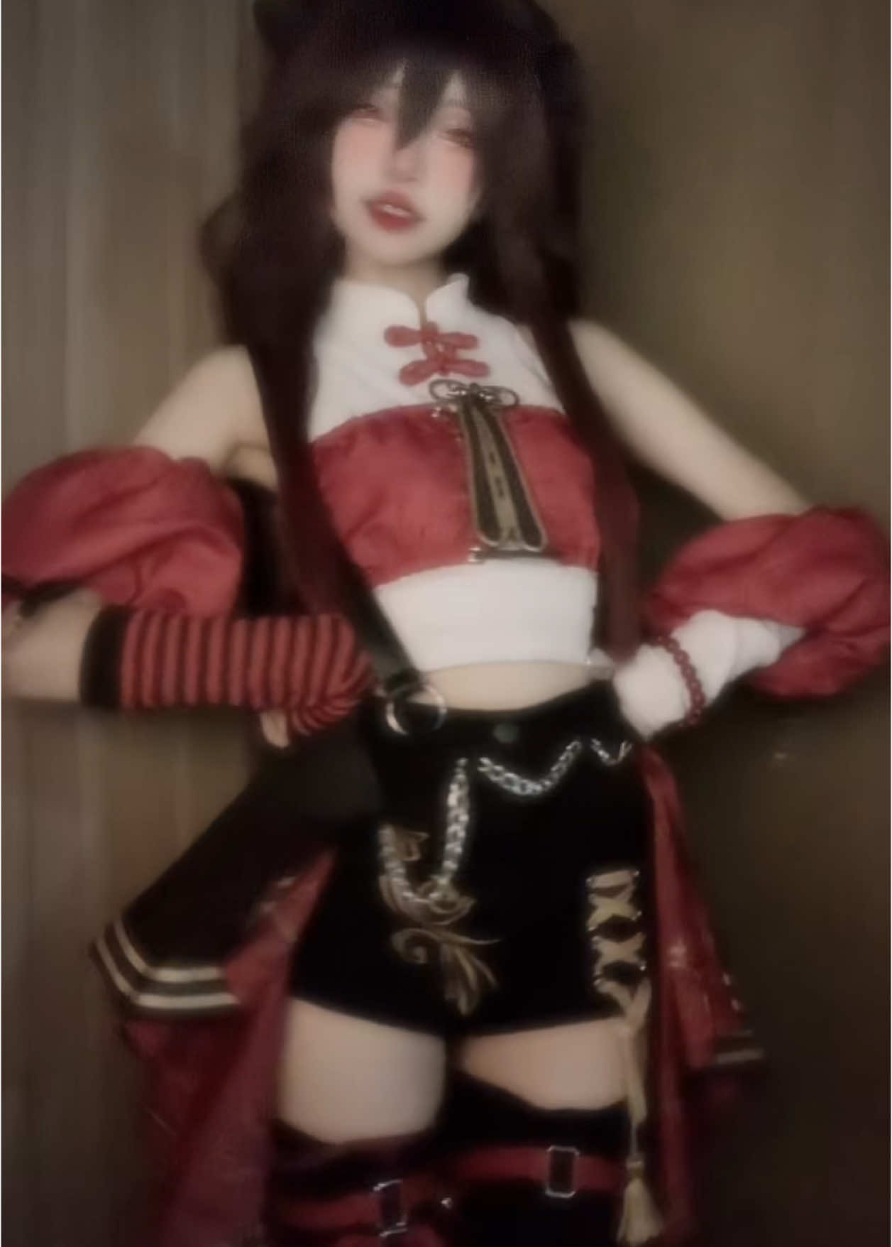 Nhai nhạc cũ 😼 #cosplay #hutao #GenshinImpact #hutaoneko 