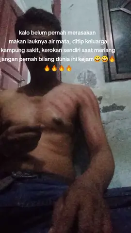 Wong lanang ki tulang punggung.. ora tulang tulung