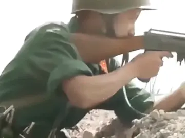 Không ai mong muốn một cuộc chiến tranh nhưng hàng vạn người lính vẫn nhanh chóng hướng về biên cương khi nghe Tổ quốc gọi tên mình  #qdndvn #lichsu #xh #vietnamwar 