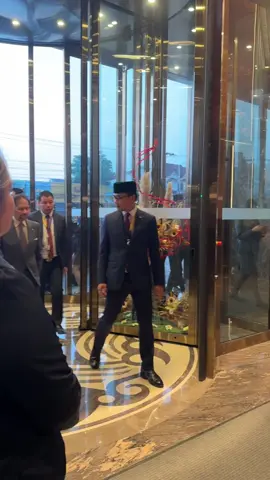 Welcome to Lao PDR My Prince 'Abdul Mateen 🥰😍💛💛💛💛 #aseanlaopdr2024 #vientianelaos🇱🇦❤️❤️ #annyvoyage #annysisane #princemateen #bruneidarussalam #sultanbruneidarussalam🇧🇳 #sultanhajihassanalbolkiah #sultan #aseanchairmanship2024 #laos🇱🇦 #brunei 