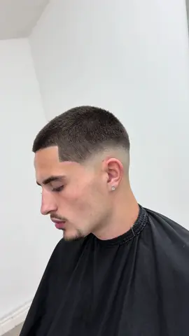 #buzzcut 3 on top with mid #skinfade  #haircut #barbershop #barber #buzz #barberlife #fade #lfcutz #fyp 