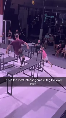 This should be an Olympic sport 🔥 (via Roland.hannigan, Alex_moseley/IG) #parkour #tag #worldchasetag 