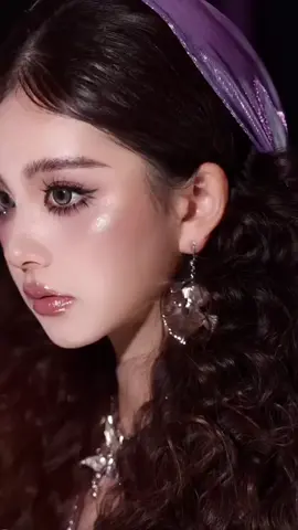 Glow makeup  #glowmakeup #koreanmakeup #ive #makeup #makeuptutorial #makeuptransformation #maquillaje #maquillajecoreano #kpopidolmakeup #glassskin #maquillajebonito #masfemenina #mujerdealtovalor 
