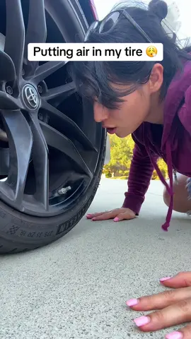 Girl logic 🤪 #funnyvideo #funnytiktok #funny 