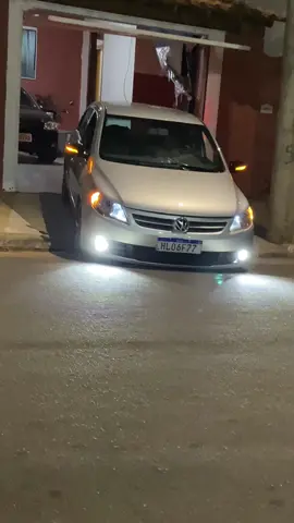 aquela entrada na garagem 😅🔥 #golg5 #golg5rebaixado #golg5vw #golg5brasil #golg5turbo #clubedogolg5 #carrobaixo #rebaixados #CarroRebaixados #gol #volkswagengol #fy 