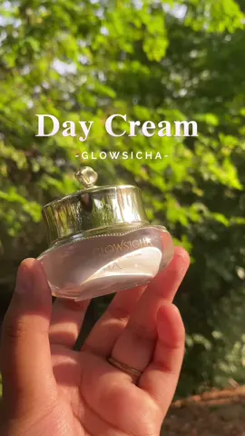 day cream and night cream glowsicha @glowsichaofficial 