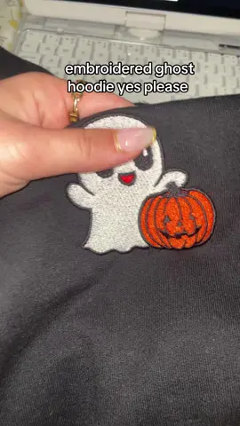 ao comfy #fyp #creatorsearchinsights #trending #tiktokshopfinds #falldealsforyou #fallaesthetic 