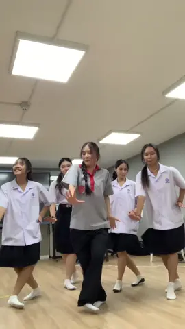 ผมว่าเเก๊งผมขายสวยไม่ได้#fyp #ประสานมิตรหวานเจี๊ยบ 